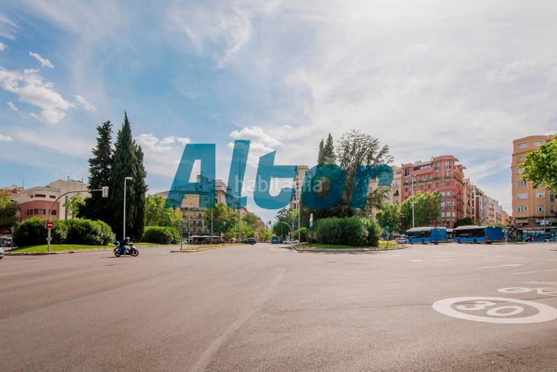 Foto f08d3b8f-1797-4261-a023-032b5970c825. Local comercial a Fuente del Berro Madrid