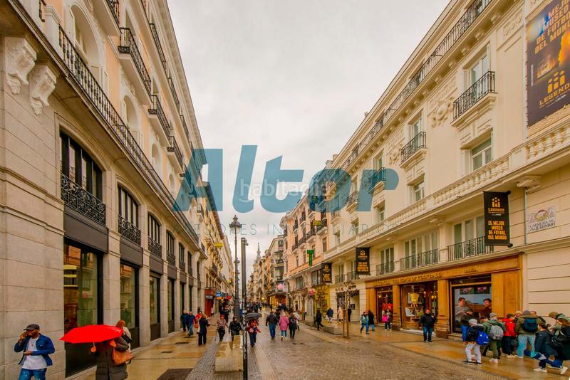 Foto d57fd0ce-22df-4ca6-b370-ad026212069b. Piso en Sol Madrid