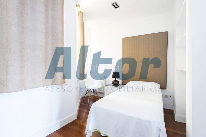 Foto b1dd8e7e-3538-4e55-98ab-ec7fef35dc9a. Alquiler piso tirso de molina en Embajadores-Lavapiés Madrid