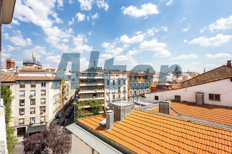 Foto f9694d7f-6d10-4ecc-8d2a-e95c3b689cb2. Rent flat with heating in Embajadores-Lavapiés Madrid