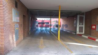 Aparcament cotxe  Antonio toledano. Plaza garaje para coche y moto