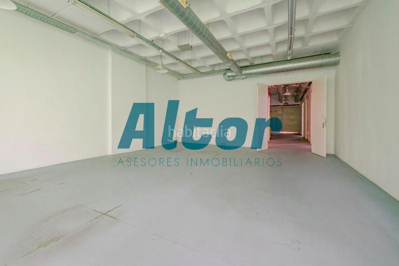 Foto 18dbedba-3312-40d6-be5f-985bc9874305. Oficina tomas breton 5052 en Palos de Moguer Madrid