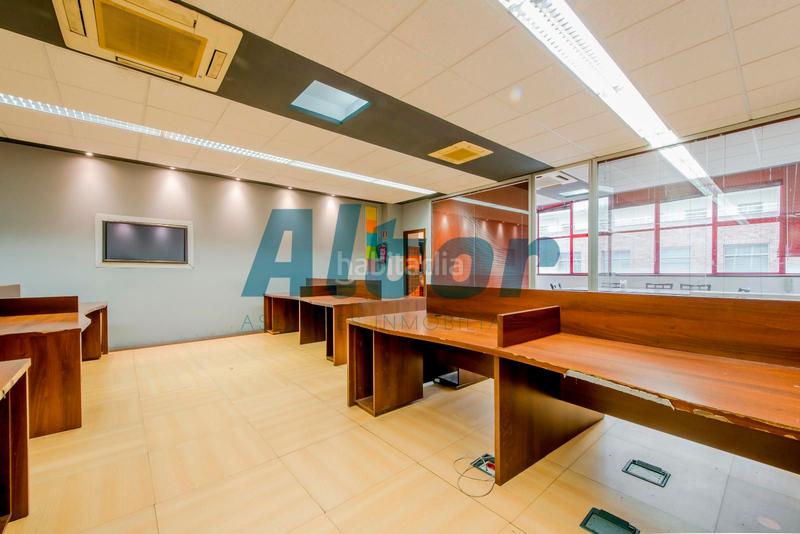 Foto 08d79084-ee1e-4747-97a8-f97f003dd76c. Office space in Delicias Madrid