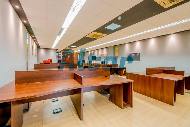 Foto 109d7475-bc13-4d83-8a0b-59061738cc58. Office space in Delicias Madrid