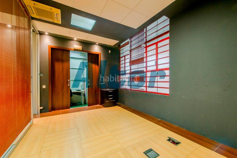 Foto b2d293ce-90ce-4008-8f5f-e62970ef1621. Office space in Delicias Madrid