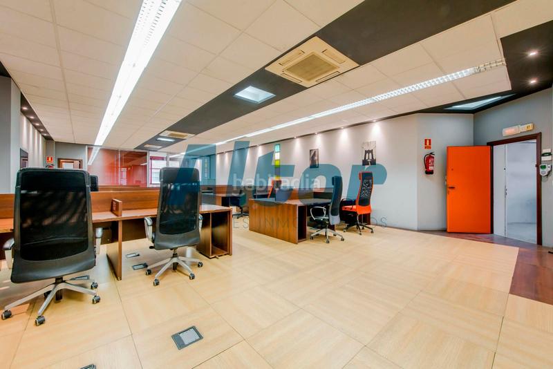 Foto 410abecc-0f2b-4f39-900e-09936d1c19ed. Lloguer oficina a Delicias Madrid