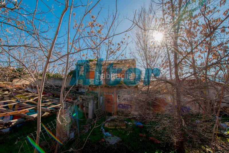 Foto d6d80b67-de4f-45b3-a457-8c0ed8b77e04. Fondo rustico in Población de Arroyo