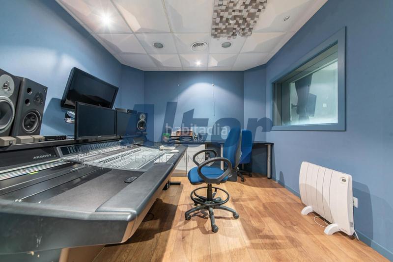 Foto 56cd2722-c7c8-4e83-a2c4-e658b8581c52. Business premise in Ciudad Universitaria Madrid