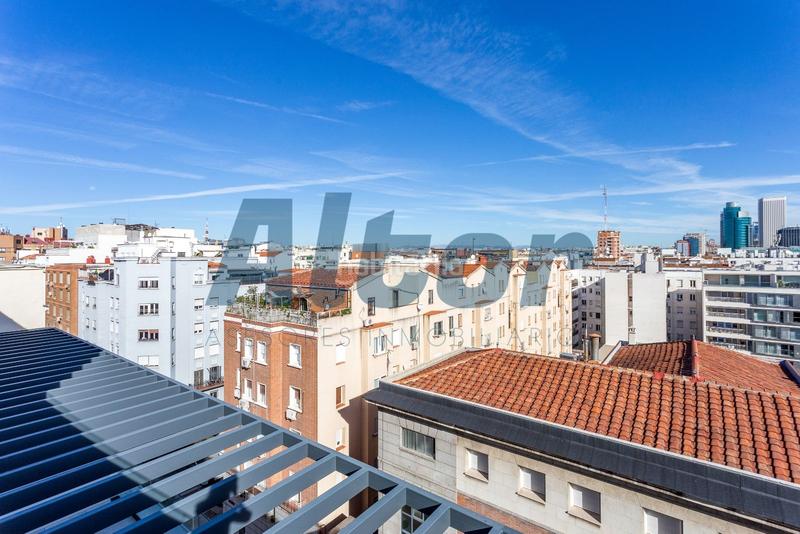 Foto 045731ed-1795-4c53-a8ba-4ba4f835b283. Dúplex en Ríos Rosas-Nuevos Ministerios Madrid