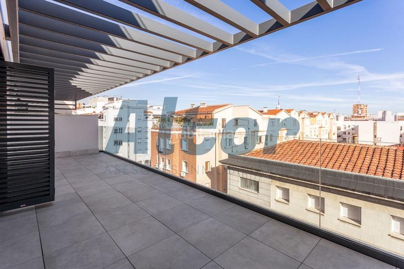 Foto d0ab6e37-b6db-4f18-828e-820b54b2b430. Dúplex en Ríos Rosas-Nuevos Ministerios Madrid