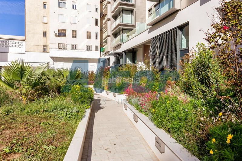 Foto ddcc2dc5-a9a5-4070-aae9-8cc3e3fc2588. Dúplex en Ríos Rosas-Nuevos Ministerios Madrid