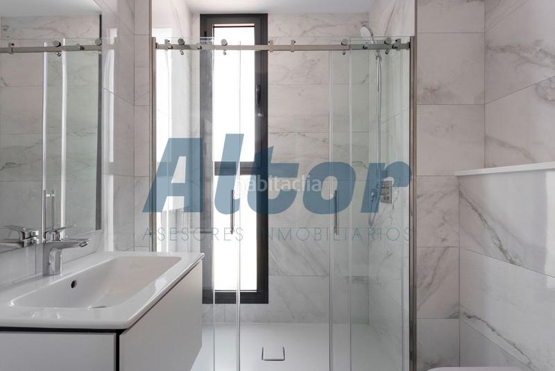 Foto e92df824-d422-436b-86e9-6378401d6e1c. Dúplex en Ríos Rosas-Nuevos Ministerios Madrid