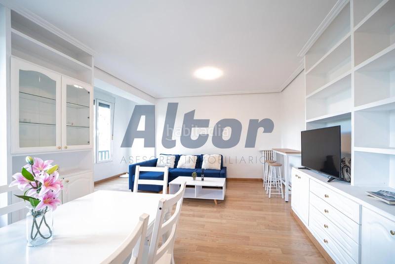 Foto 00eddd51-6d40-42d0-b827-40513832f61d. Alquiler piso  en venta en calle de maría de molina en Madrid