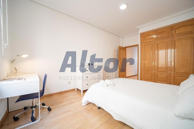 Foto 14003455-ab0b-45ef-91cd-479d28271d15. Alquiler piso  en venta en calle de maría de molina en Madrid