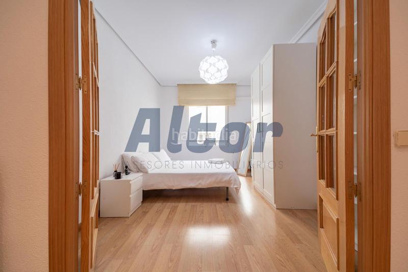 Foto 149377be-fd41-4fbe-85b6-5b9379d80099. Alquiler piso  en venta en calle de maría de molina en Madrid