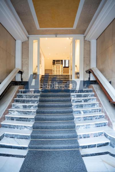 Foto 29ba7ab1-1b1d-4c79-a69e-bf04a5ff45ec. Alquiler piso  en venta en calle de maría de molina en Madrid