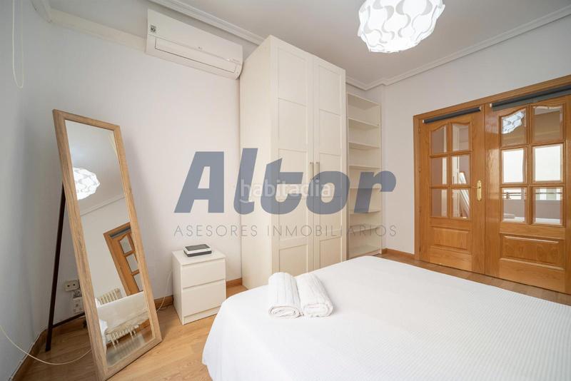Foto 6d875aea-0cb4-4fa0-9c88-f1f2f76b4e5c. Alquiler piso  en venta en calle de maría de molina en Madrid