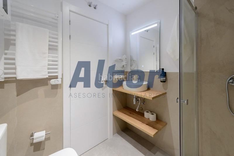 Foto 6b844878-5409-47e1-868f-4d94c5a704eb. Alquiler piso en Cortes-Huertas Madrid