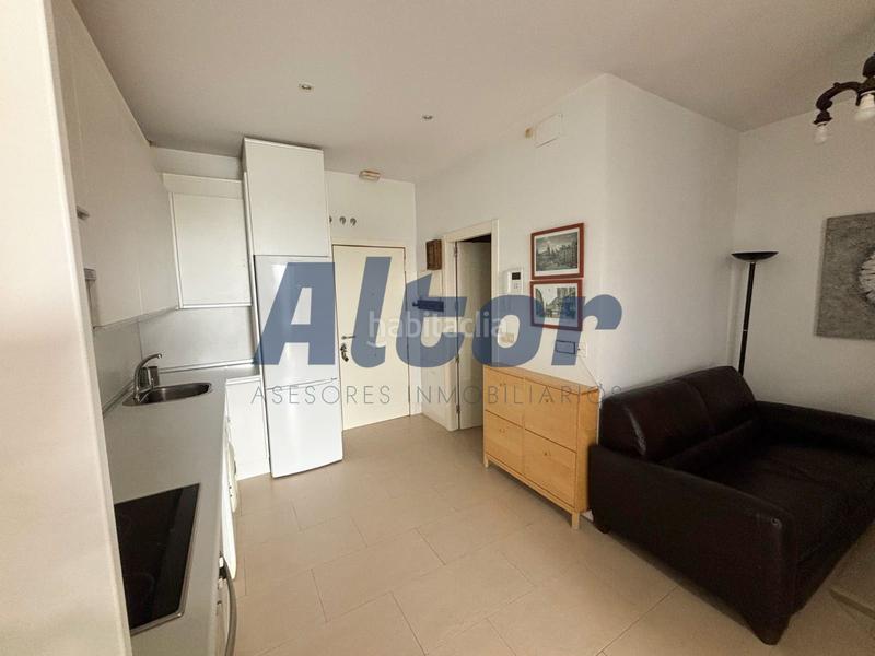 Foto c471defe-d7cc-4cae-b063-11e0997aeca2. Location appartement avec chauffage parking terrasse dans Madrid
