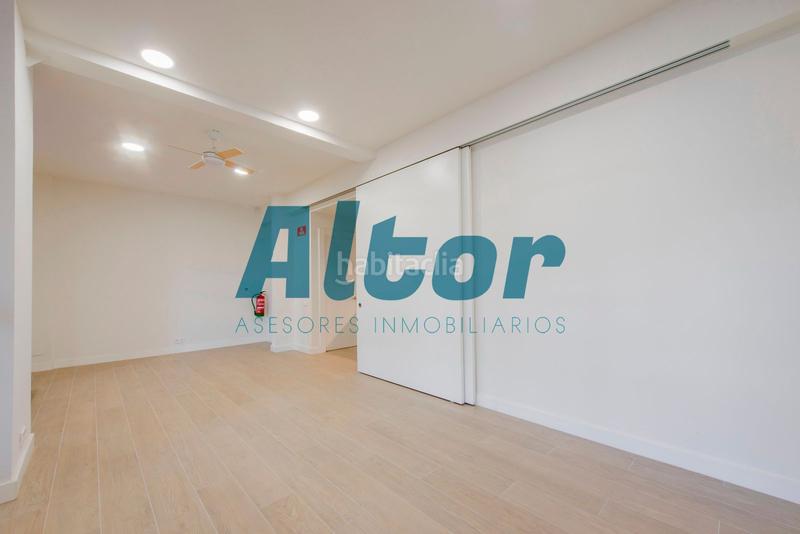 Foto 09b9fd08-70ac-49ab-9ef9-31fb4b28ce17. Oficina  en valdebebas calle jordi solé tura en Madrid