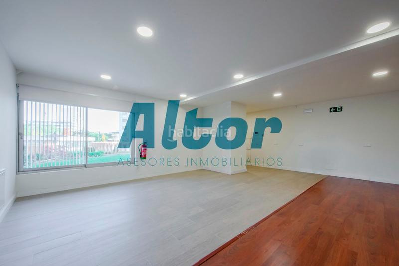 Foto 129835d5-90c5-4365-a6f7-d5970fb8d318. Oficina  en valdebebas calle jordi solé tura en Madrid