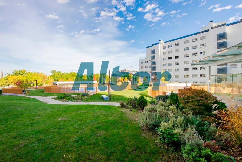 Foto 72f71638-a3f6-4cd6-85e3-0d7fd029bdb5. Oficina  en valdebebas calle jordi solé tura en Madrid