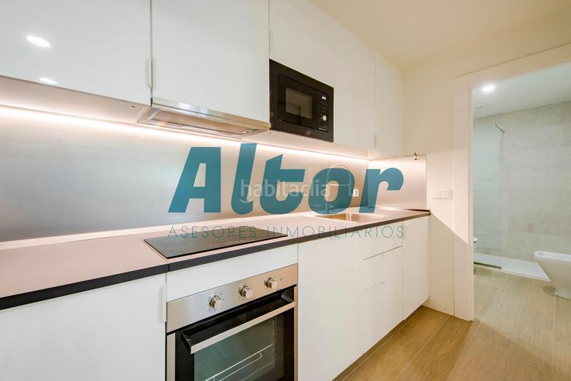 Foto b38db504-a834-4ea7-996c-3d0a9b93a153. Oficina  en valdebebas calle jordi solé tura en Madrid