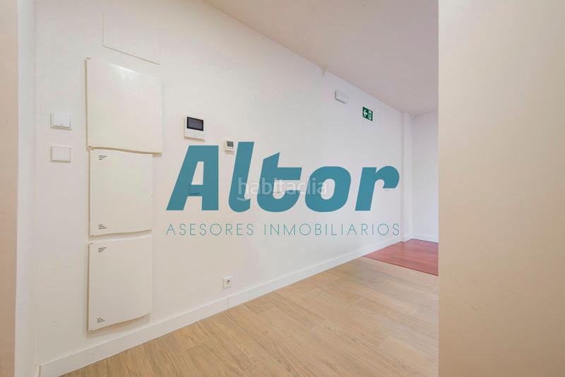 Foto c61751ba-436c-4a39-9990-339c9770de8b. Oficina  en valdebebas calle jordi solé tura en Madrid