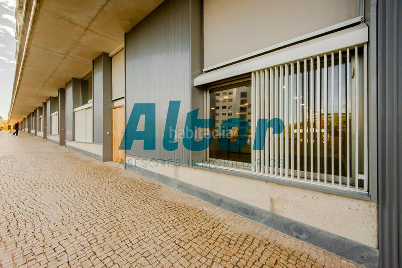 Foto d2d945be-c8d6-44cd-8abf-0d7ac59b0546. Oficina  en valdebebas calle jordi solé tura en Madrid