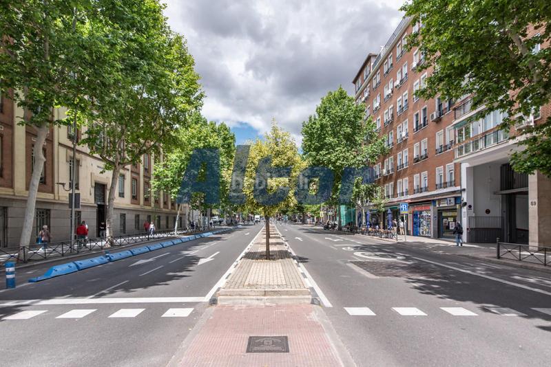 Foto f5f895f1-f655-415f-b5fd-43ea64d03e8e. Pis amb calefacció a Pacífico Madrid