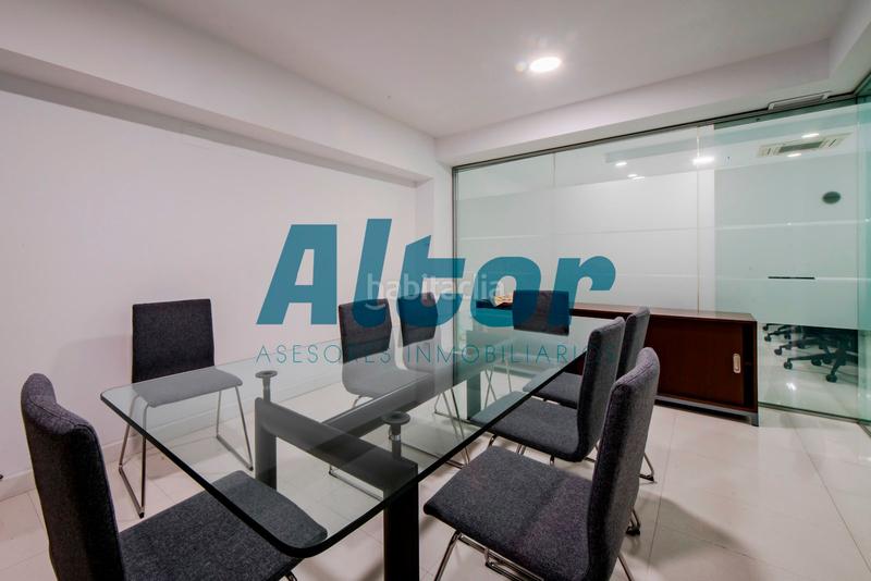 Foto 46ae01ee-339c-41f4-b08e-21ad8b1a0782. Office space in Vallehermoso Madrid