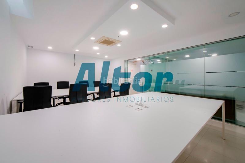 Foto 8fb3ce8c-4ccd-4f74-ab41-4107630b1b13. Office space in Vallehermoso Madrid