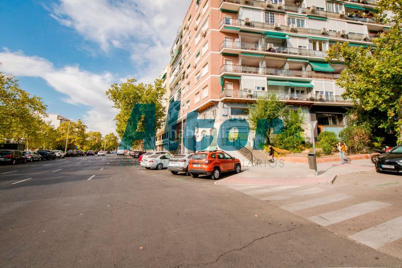 Foto ec85a761-126a-4556-9a94-062961dc2005. Office space in Vallehermoso Madrid