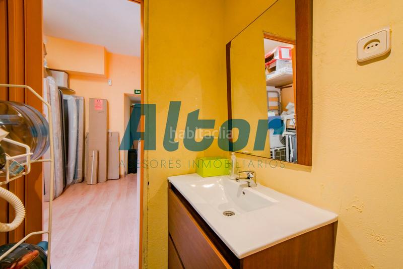 Foto a69a05aa-7ee8-4a1e-bb68-9a5870497b9d. Local comercial en Embajadores-Lavapiés Madrid