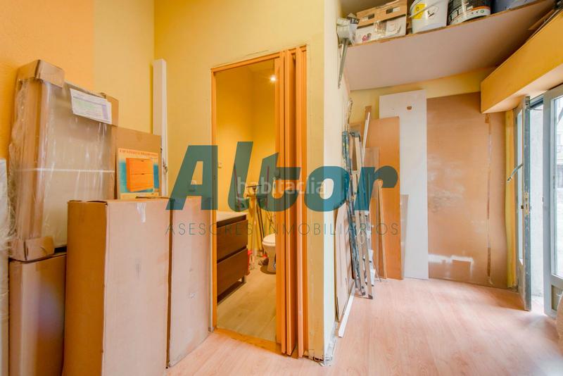 Foto b493cef7-3a75-4a7a-b032-a55ab8cd96a2. Local comercial en Embajadores-Lavapiés Madrid