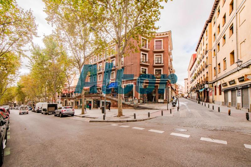 Foto eea0b657-1719-4c0b-b501-50fadd8192c5. Local comercial en Embajadores-Lavapiés Madrid