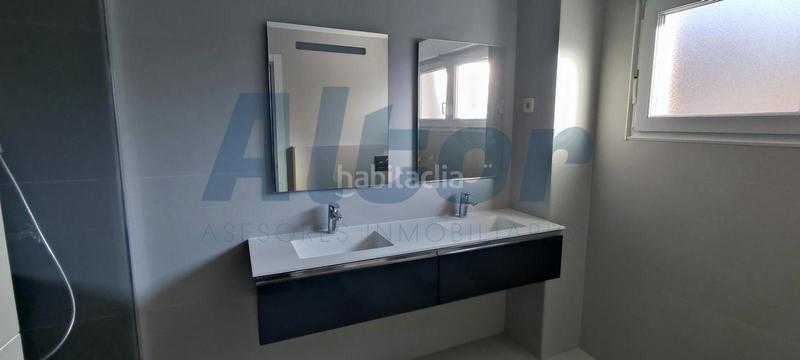 Foto 62e3f146-3b96-4d5e-99ec-beb211fe1cc2. Alquiler casa adosada altor asesores alquila , chalet pareado en Peñagrande en Madrid