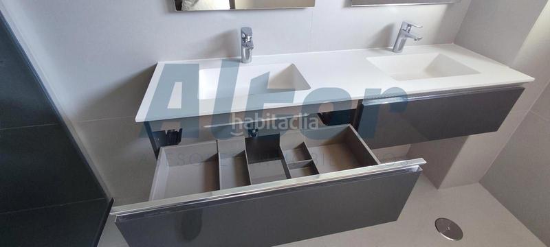 Foto 4ce740f2-4d99-4182-a270-6cf115c5dde0. Location maison jumelée avec chauffage parking dans Madrid