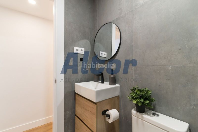 Foto 8deb5ddf-fda7-40fb-8993-57261e87c9f5. Pis a Palos de Moguer Madrid