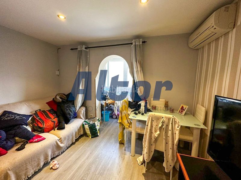 Foto 46e1f4a0-ec7f-4933-a628-68fd15eb72b3. Pis amb calefacció a Simancas Madrid