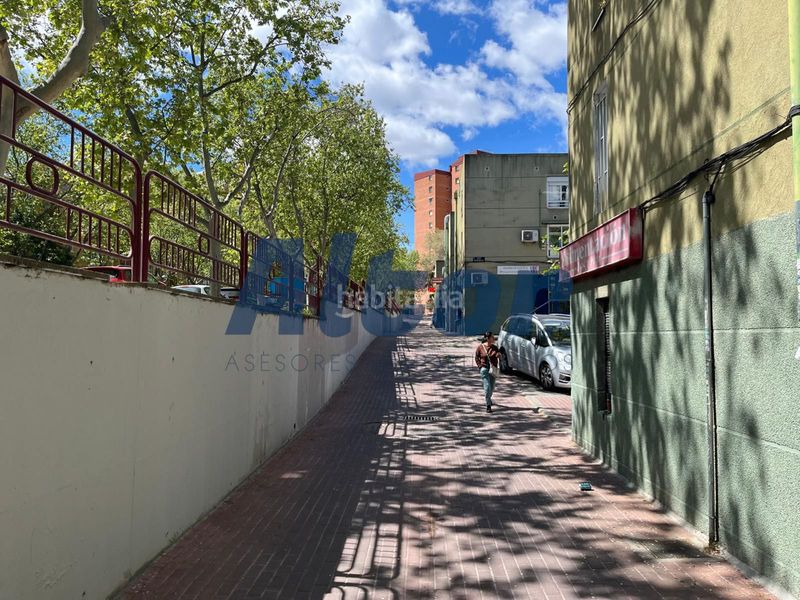 Foto fab2b8e7-96e1-40b8-a138-af45b022a7d8. Pis a Amposta Madrid