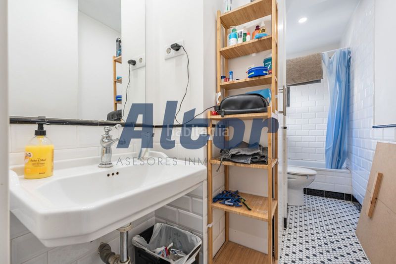 Foto 642ee34a-086e-43f2-a5d4-9fffaa3d640b. Pis amb calefacció a Embajadores-Lavapiés Madrid