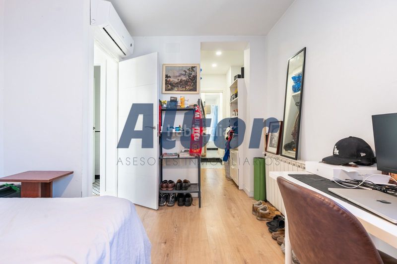 Foto b216a700-fc5c-48e9-837d-23448a9f3fd0. Pis amb calefacció a Embajadores-Lavapiés Madrid