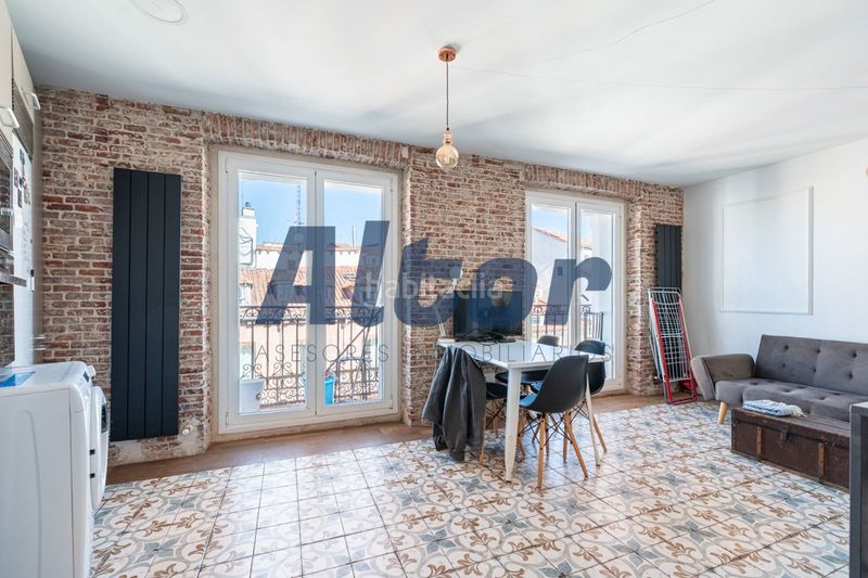 Foto b59d3648-10b5-4f7f-a8fa-3270f8b8cf82. Pis amb calefacció a Embajadores-Lavapiés Madrid