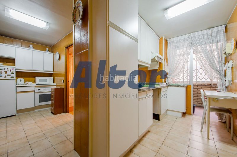 Foto 2dd27d19-2a6b-4334-859b-a18735d9d4db. Pis amb aparcament a Prosperidad Madrid