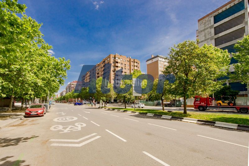 Foto b99b0235-fe42-49fb-9b57-ae3b09b2a114. Pis amb aparcament a Prosperidad Madrid