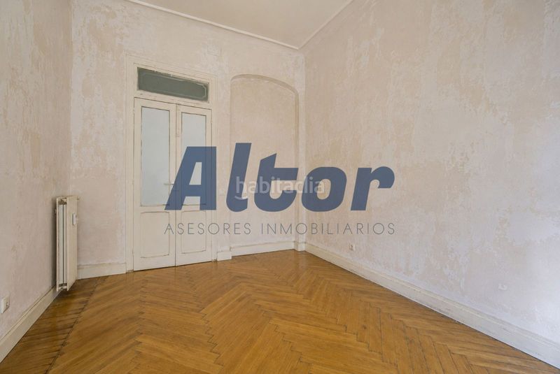 Foto ae2898b6-9329-46a6-b325-5f796601f7f6. Pis a Cortes-Huertas Madrid