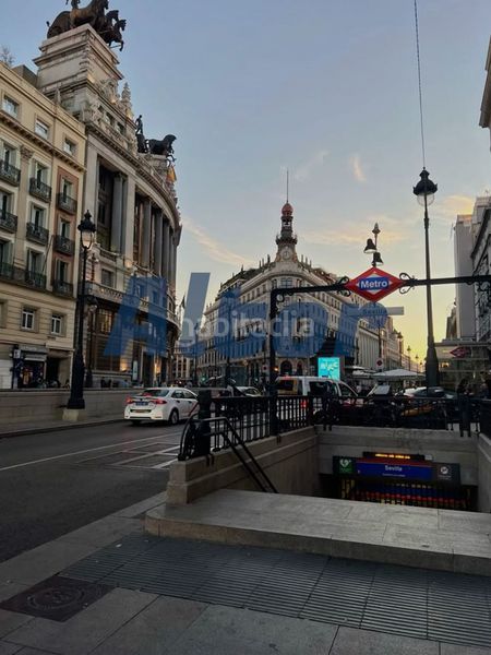 Foto f9f7adfc-4798-407f-b4fd-2fa258797aa4. Pis a Cortes-Huertas Madrid