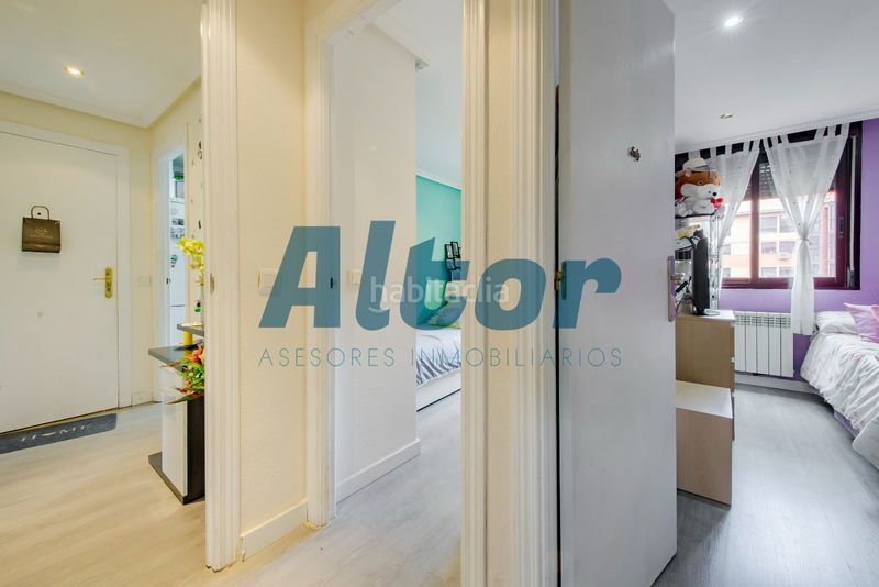 Foto 53667d29-dab4-46e0-b5ab-f6490691d463. Pis amb calefacció aparcament piscina a Orcasitas Madrid