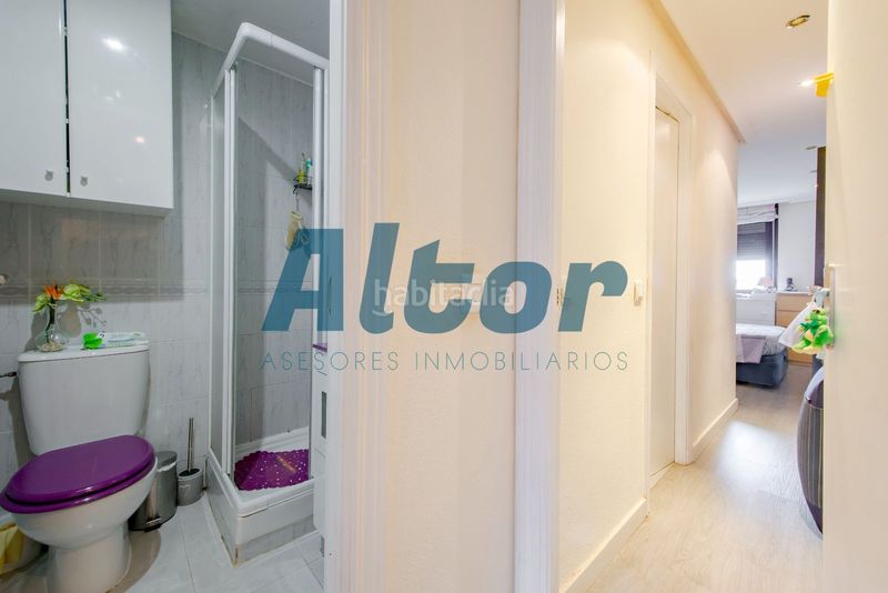 Foto e660fea5-4979-48b8-ab58-82c560e47041. Pis amb calefacció aparcament piscina a Orcasitas Madrid